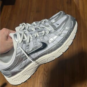 Nike Metallic Silver and White Running Shoes